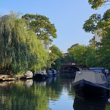 Peaceful House By Regents Canal Лондон Экстерьер фото